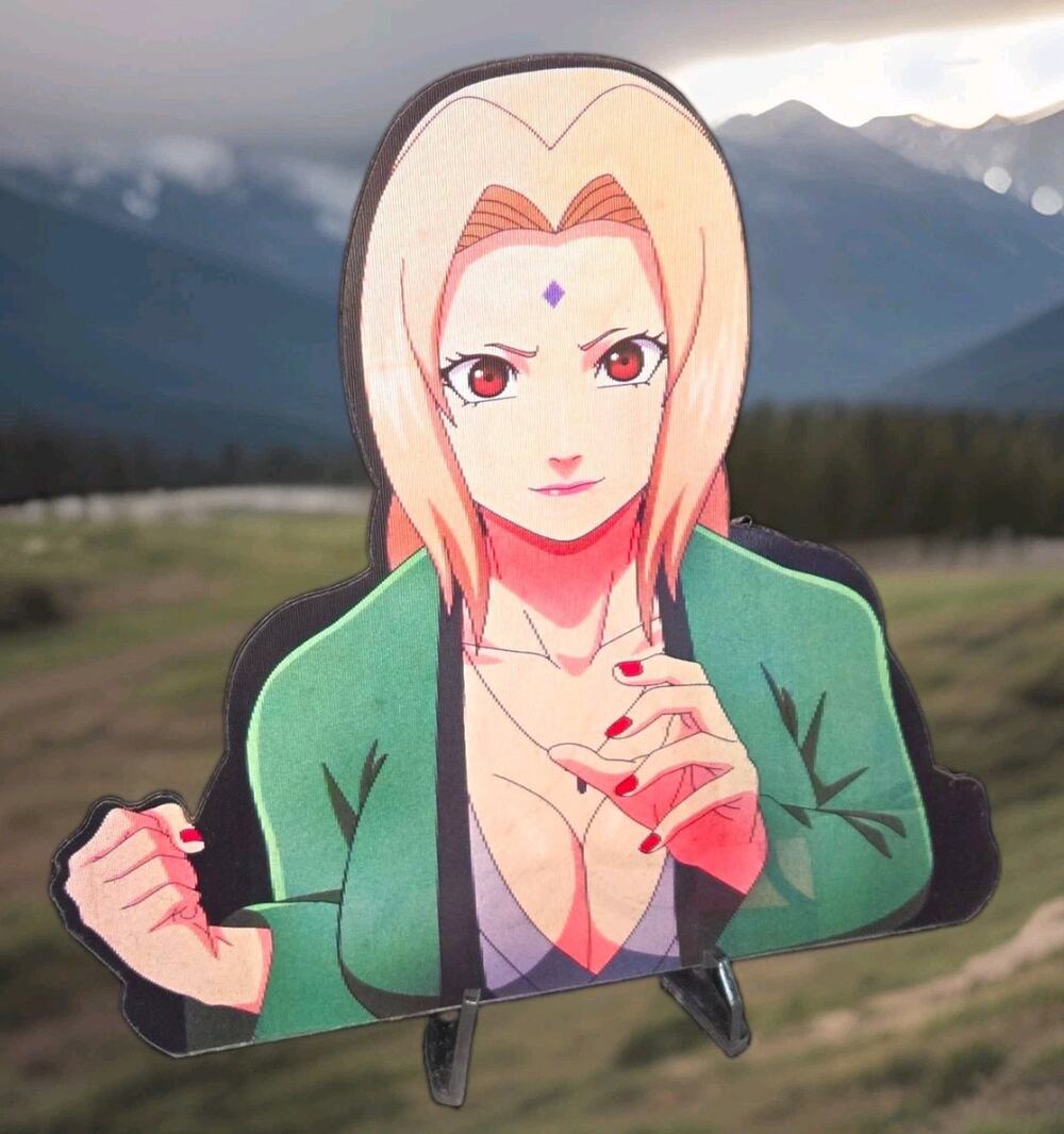 Lady Tsunade Naruto 3D Motion Anime Lenticular Sticker Car Laptop Decal Peeker